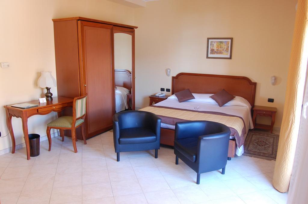 Grand Hotel Moroni Финале Лигуре Стая снимка