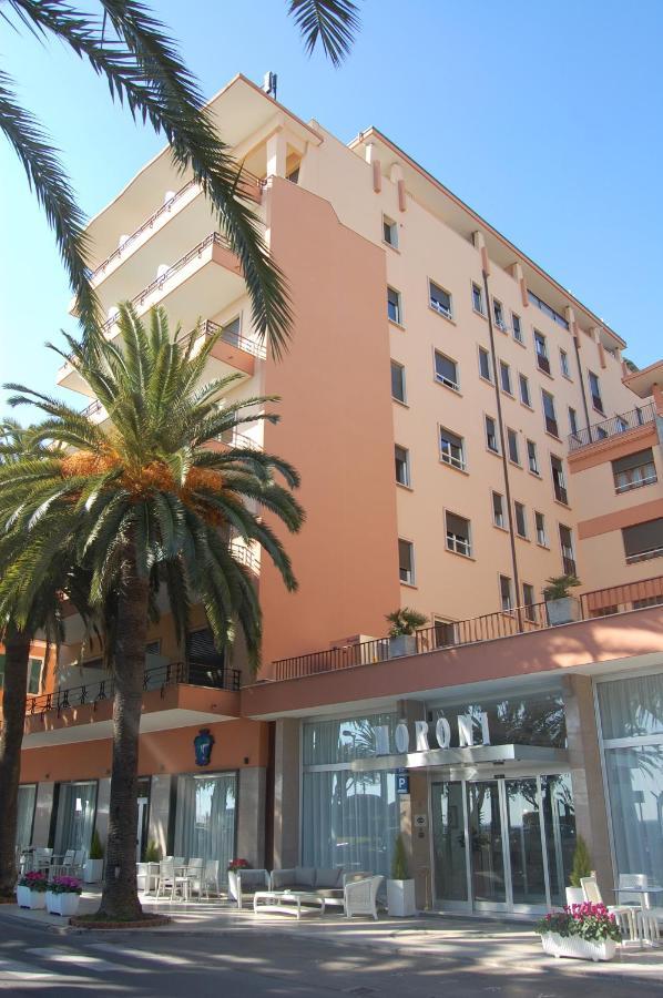 Grand Hotel Moroni Финале Лигуре Екстериор снимка